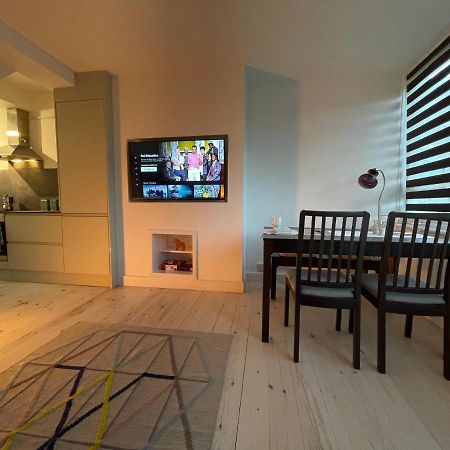 Milan House Apartment London Bagian luar foto