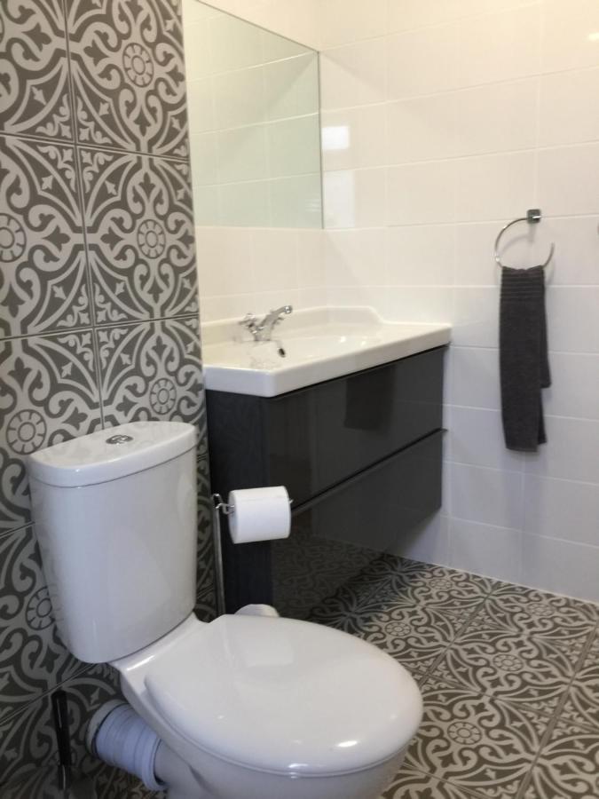 Milan House Apartment London Bagian luar foto