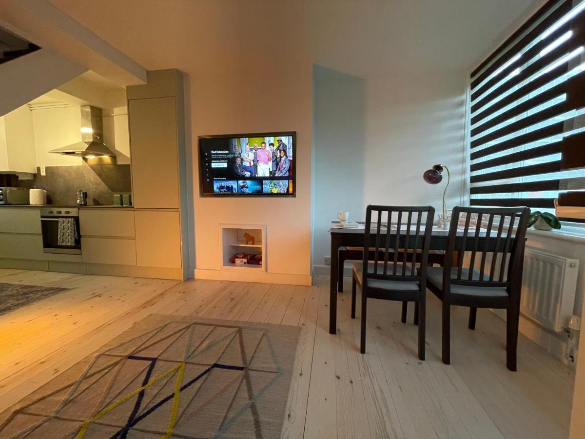 Milan House Apartment London Bagian luar foto