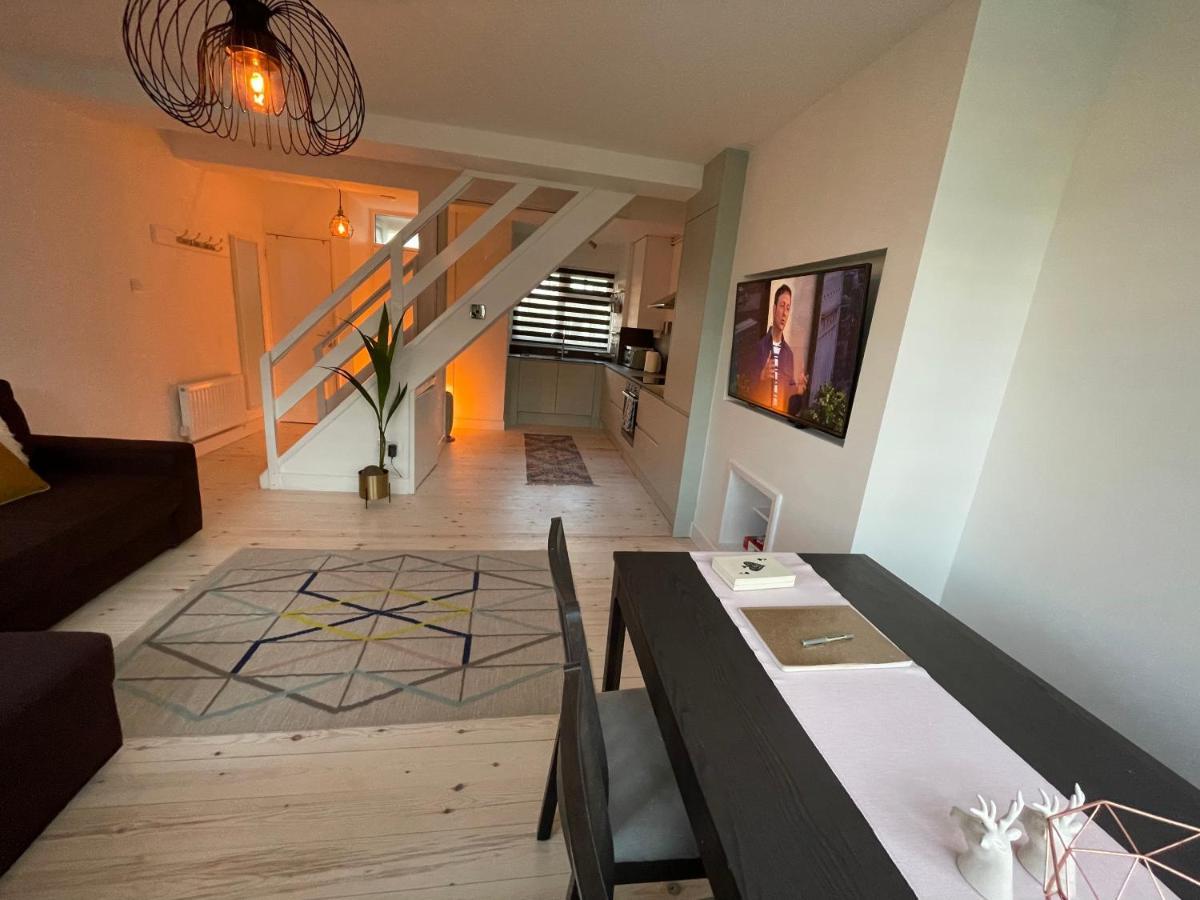 Milan House Apartment London Bagian luar foto