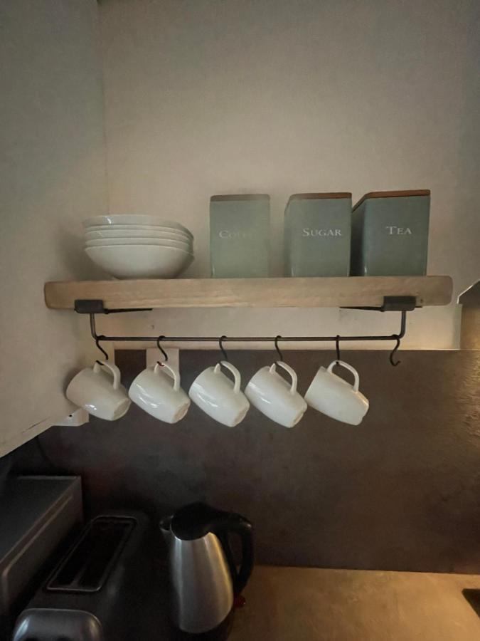 Milan House Apartment London Bagian luar foto